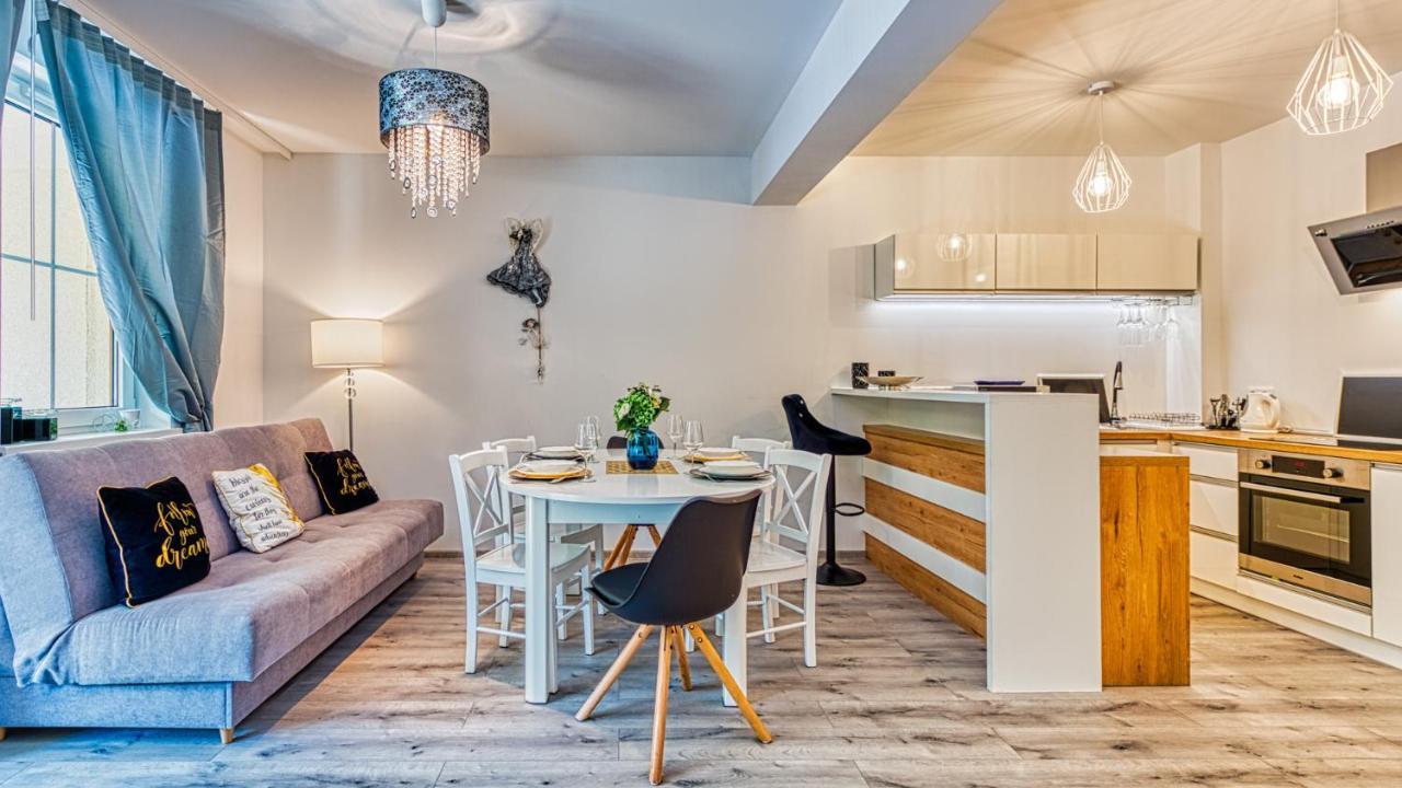 Apartamenty Centrum - Wyszynskiego 9 By Royal Aparts Świeradów-Zdrój 외부 사진